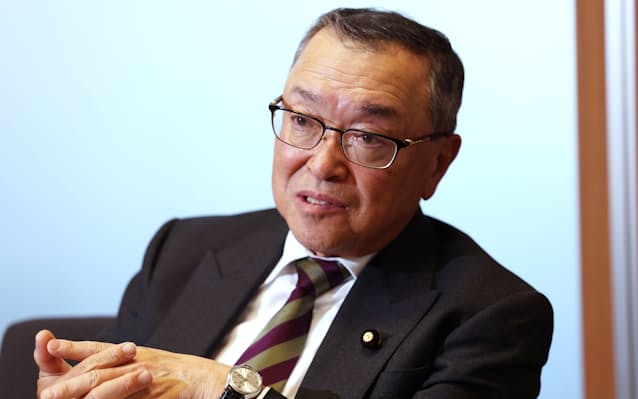 自民・宮沢洋一税調会長、ネット番組出演　負担軽減を求める若者に財政再建の重要性を訴えかける狙い